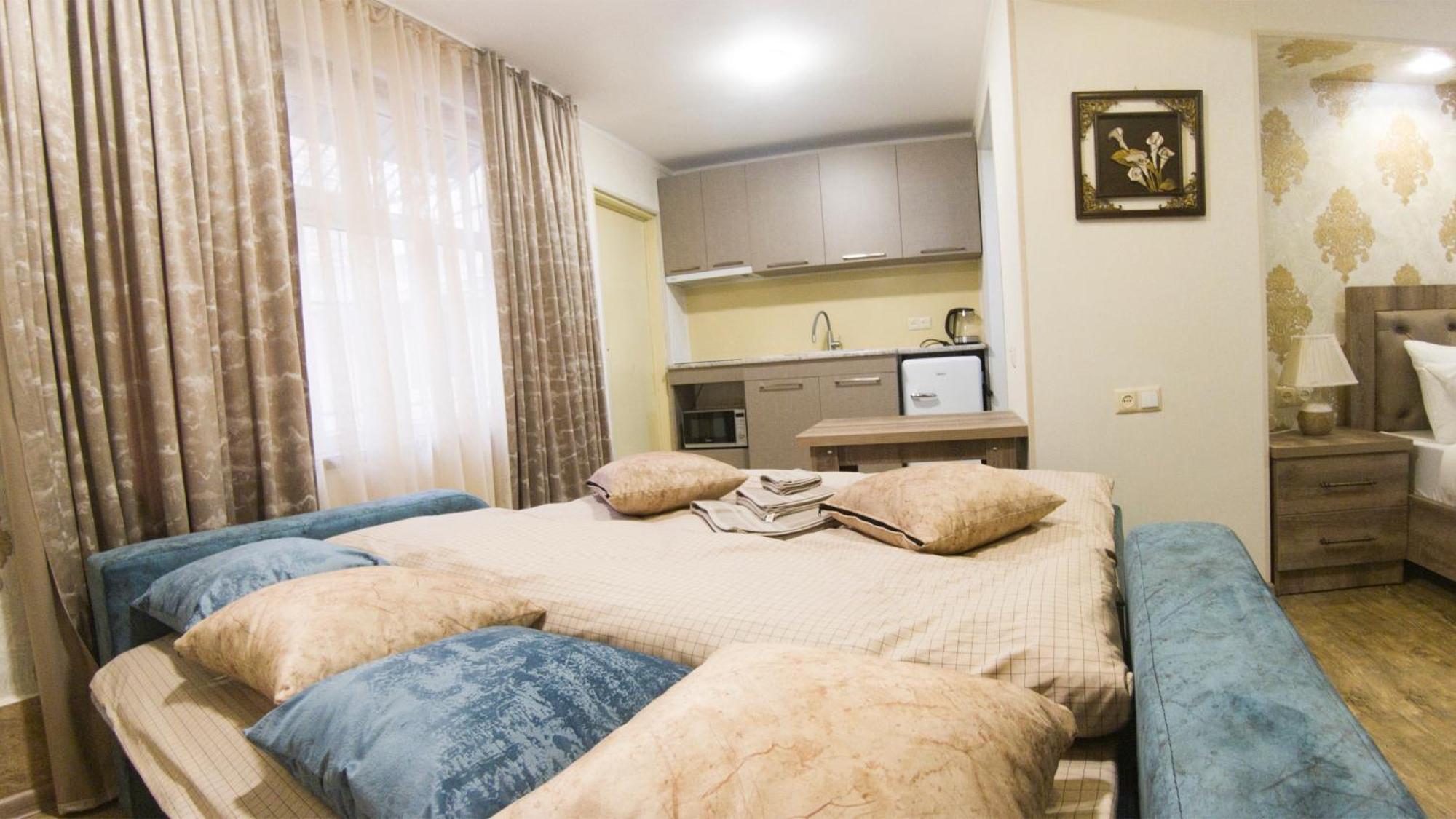 Babel Apartments Kutaisi Exterior photo